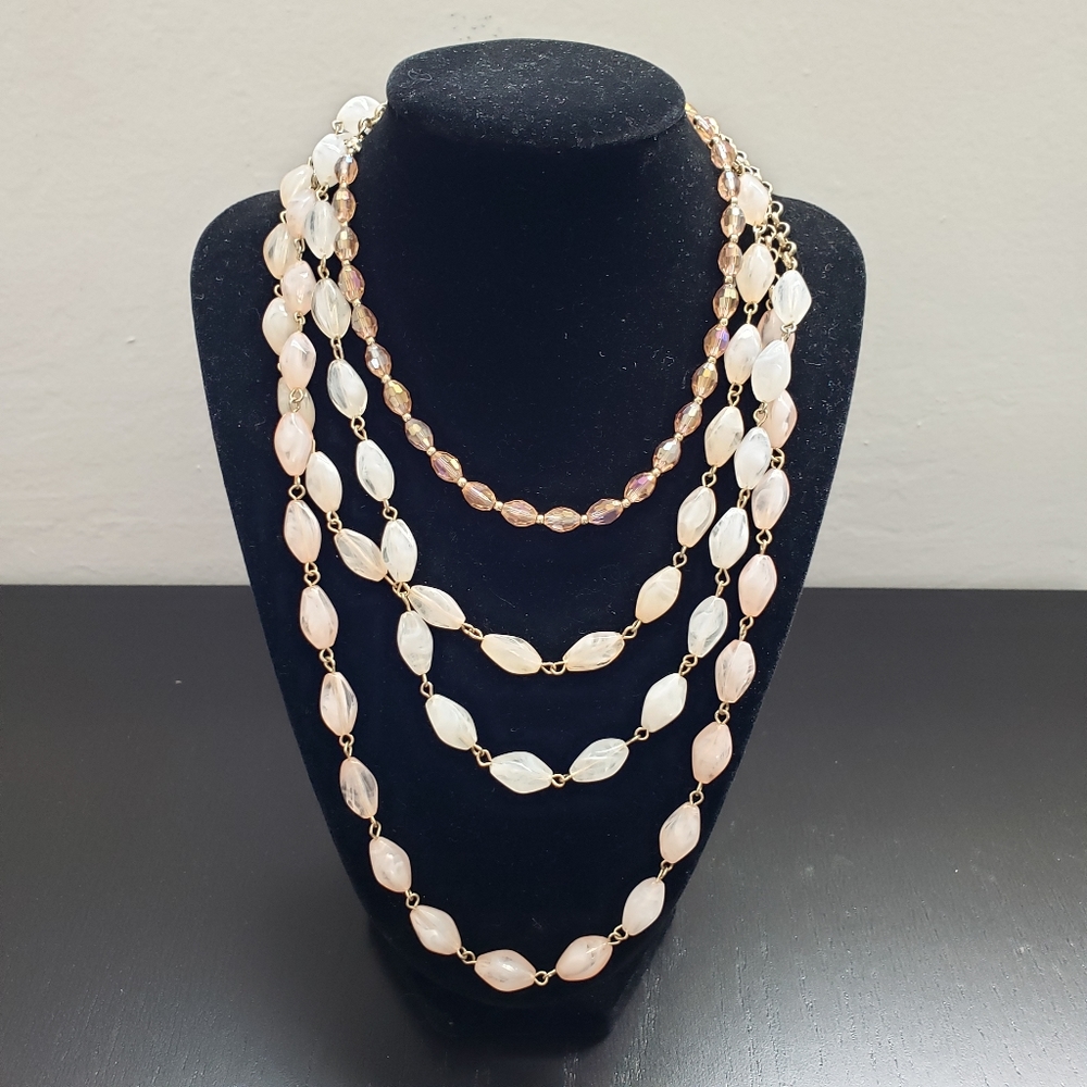 Light Pink Fashion Necklace